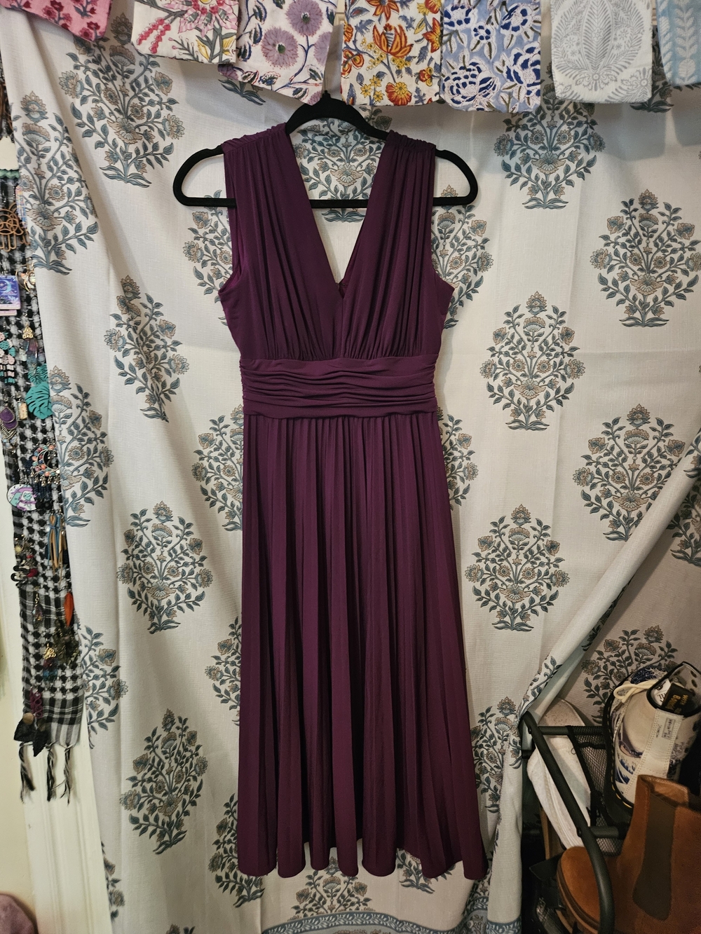 Suzi Chin for Maggy Boutique Plum V-Neck Sleeveless Midi Dress